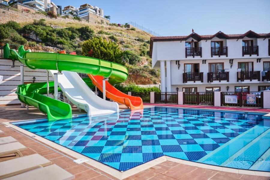 Noxinn Hotels Club Ultra All Inclusive Konaklı エクステリア 写真