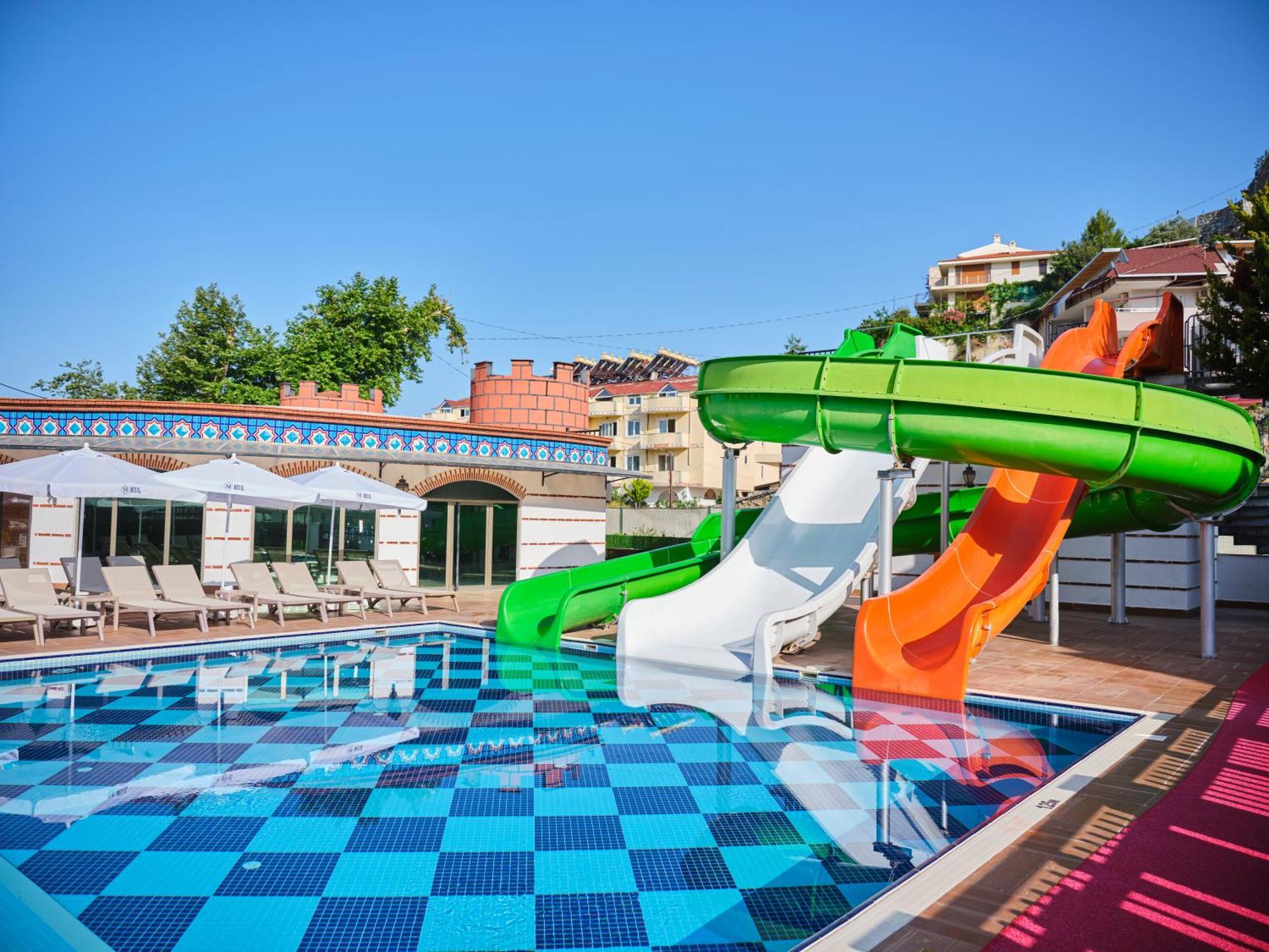 Noxinn Hotels Club Ultra All Inclusive Konaklı エクステリア 写真